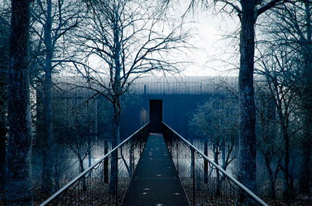  проект   «Mask House», подвесная лестница   