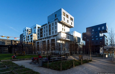  участие  Массимилиано Фуксаса в развитии и реконструкции Лиона    