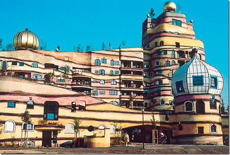  не типичная архитектура Фридриха Штовассера    