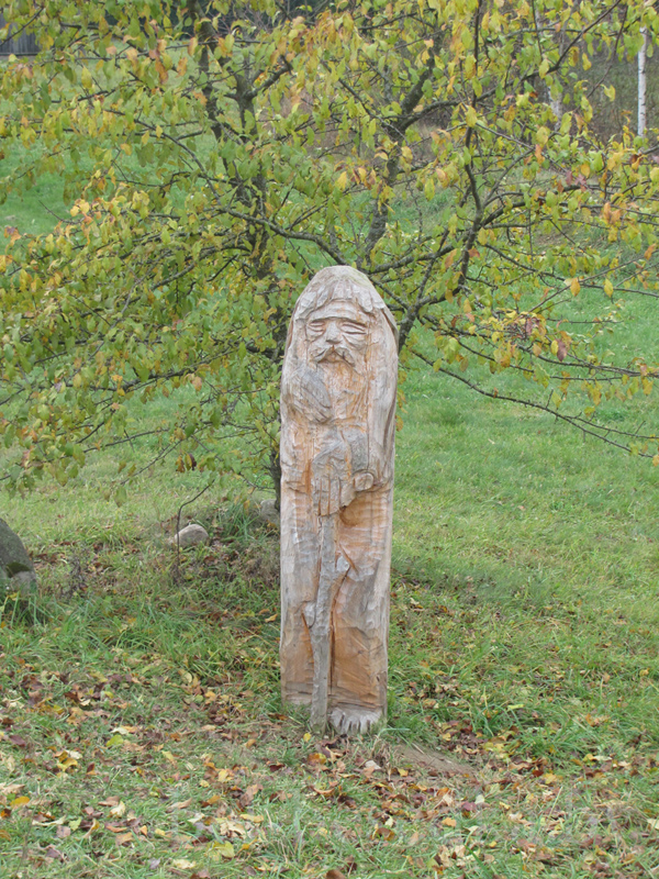Музей народной архитектуры и быта в Строчицах,  скульптура  «Мудрость Рода»