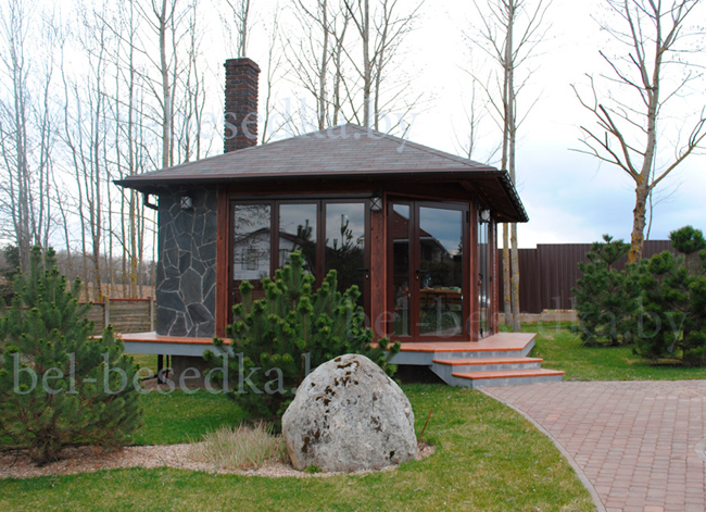  Комбинированная беседка  с  камином из  дизайнерского австрийского кирпича 
