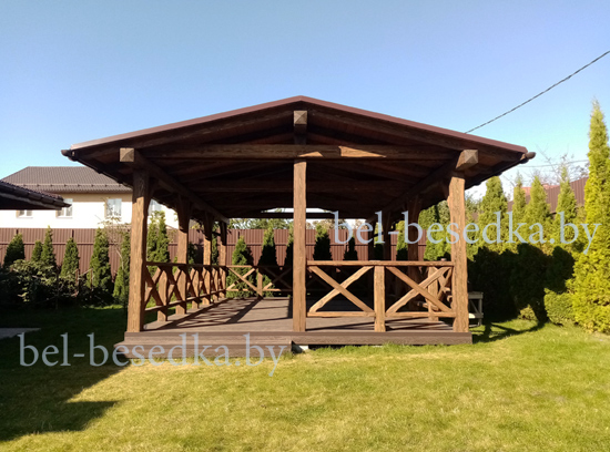 беседка из бруса   200x200мм в рустикальном стиле с обжигом и брашировкой 