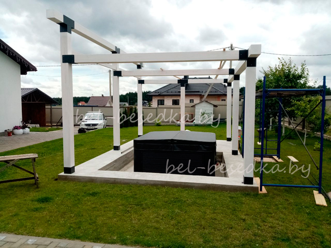  деревянная беседка 4x6м с уличным джакузи 