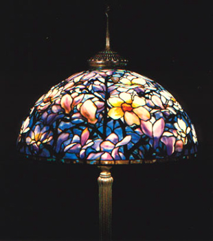  Антикварная лампа Луиса Тиффани «Магнолии» 