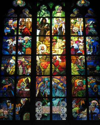   витражное окно  в соборе Святого Вита в Праге 